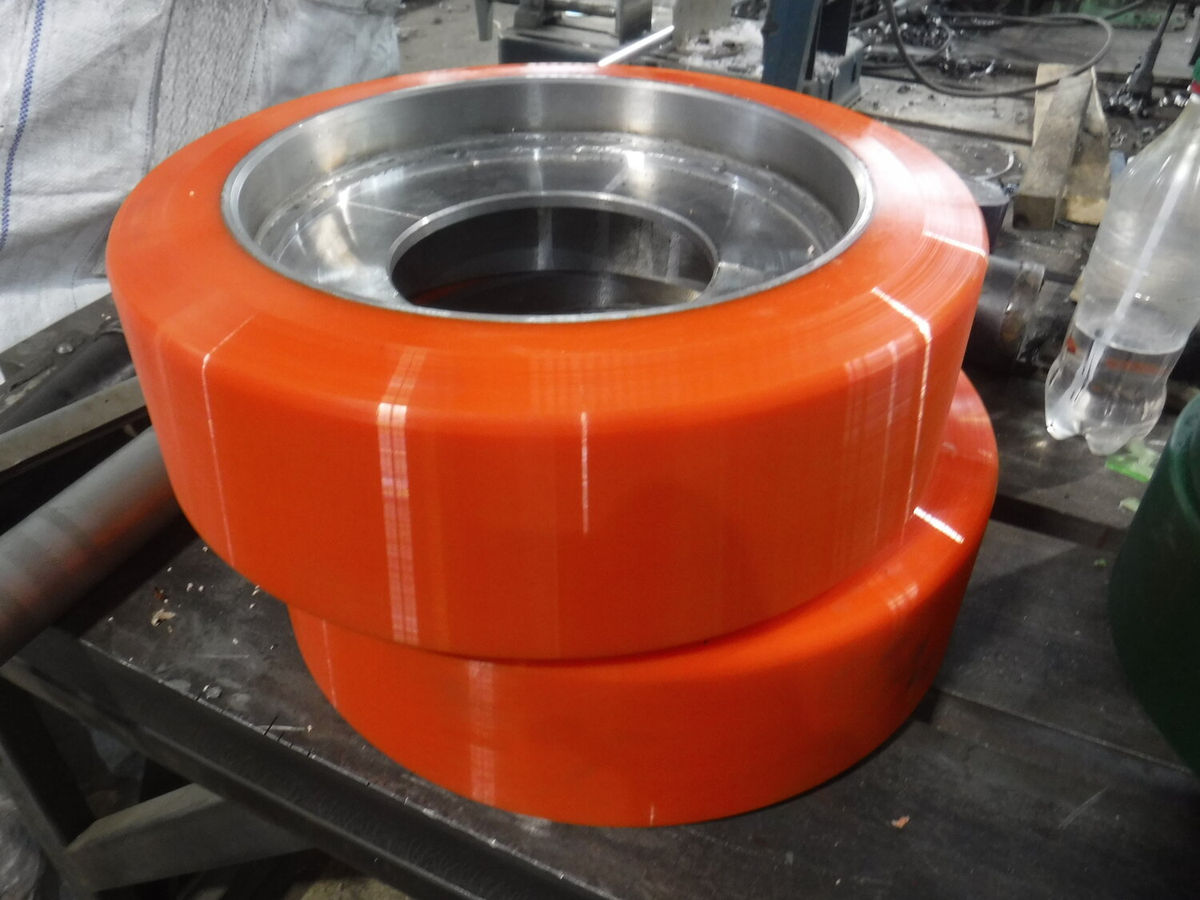 Вулколлановые колеса для складской техники: Обзор и характеристики