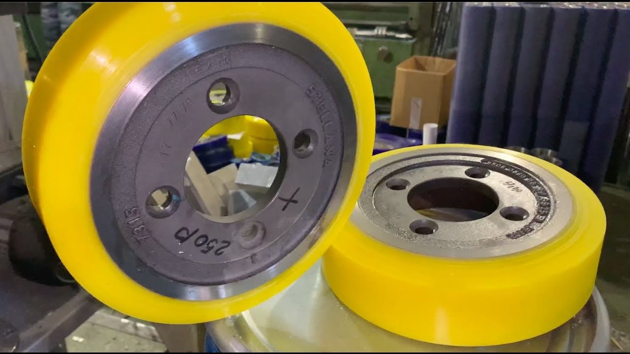 Футеровка полиуретаном колёс штабелёра